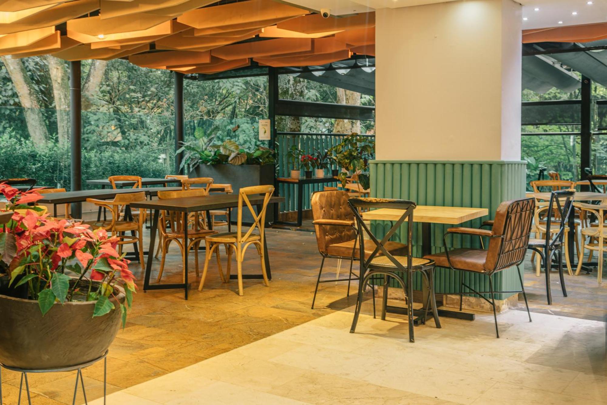 Cafe Hotel Медельин Экстерьер фото